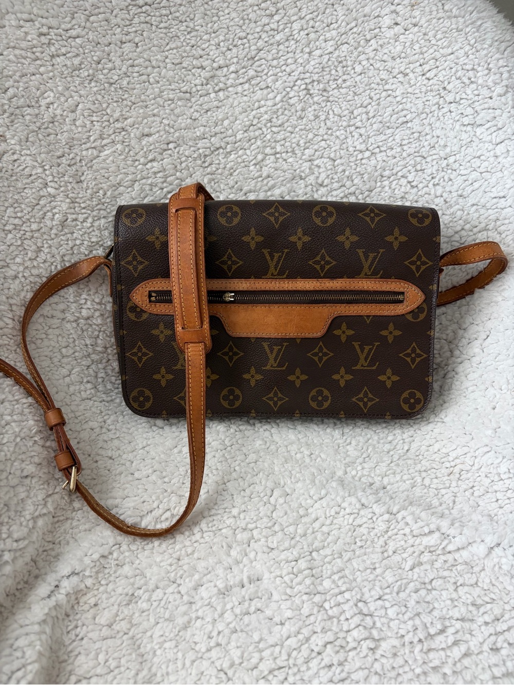 Louis Vuitton Saint Germain 28 Monogram Shoulder Bag